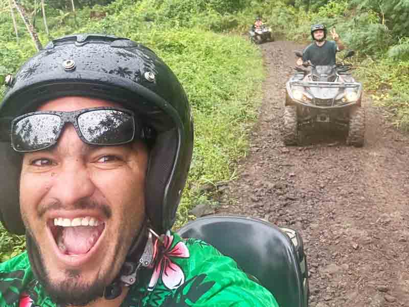bora-bora-atv-quad-safari-tours-polynesie-client