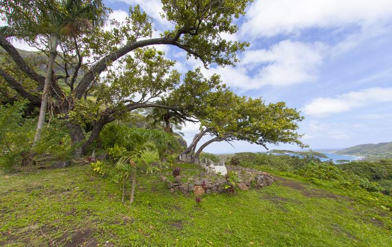 marae-bora-bora-quad-faanui-excursion-tours